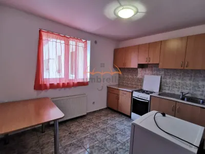 DE INCHIRIAT garsoniera , zona Plopilor Manastur, 27 mp, 250 euro - Cluj-Napoca