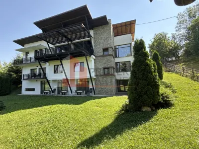 AFACERE LA CHEIE BRAN | PENSIUNE COMPLET ECHIPATĂ | VEDERE PIATRA CRAIUlU - foto 2