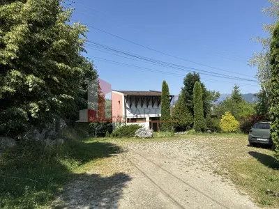 AFACERE LA CHEIE BRAN | PENSIUNE COMPLET ECHIPATĂ | VEDERE PIATRA CRAIUlU - foto 7