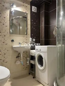 Vand ap.3camere,ultracentral,64mp,et.interm,centrala termica,2 balcoane,locatie excelenta - foto 7