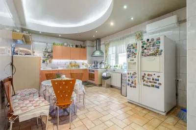 Resedinta premium| Teren de tenis | Piscină încălzită | Infrastructură completă! - foto 13