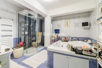 Resedinta premium| Teren de tenis | Piscină încălzită | Infrastructură completă! - foto 28