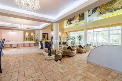 Resedinta premium| Teren de tenis | Piscină încălzită | Infrastructură completă! - foto 6