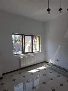 Spatiu renovat modern  ideal salon de infrumusetare, birouri parter  - Cetatii - foto 2