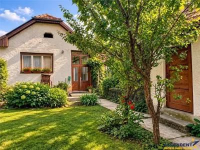 Casa cu farmec si potential, 4 camere, terasa, gradina privata, Central, Targu Secuiesc - foto 5