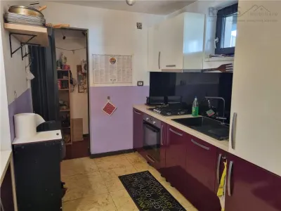 Casa moderna de patru camere zona Ghimbav - foto 12