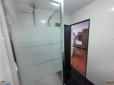 Apartament 2 camere - Parter - Aproape de centru - foto 5