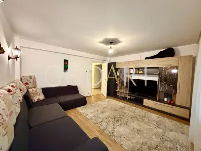 Apartament cu 3 camere | Două balcoane | Renovat - foto 2