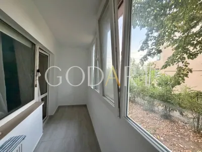 Apartament cu 3 camere | Două balcoane | Renovat - foto 15