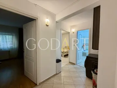 Apartament cu 3 camere | Două balcoane | Renovat - foto 8