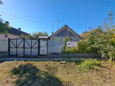 MDI casa cu pivnita la Salard - Salard