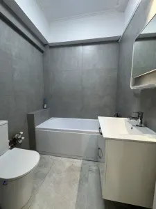 Proprietar- Vand garsoniera etaj 2/3 Metrou Stefan Cel Mare-Parcul Circului - foto 7