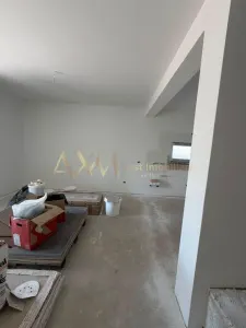 Vanzare 1/2 duplex 4 camere Giroc - foto 8