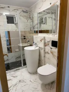 Apartament 2 camere decomandat , 54 mp , Constanta, zona Dezrobirii. - foto 8
