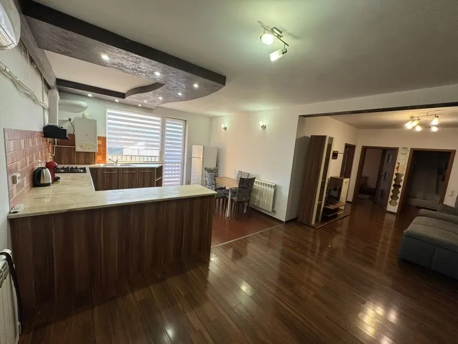 Inchiriez Apartament 3 camere 71 mp in Hipodrom - Sibiu