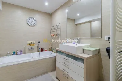 Clădire modernă, versatilă, cu terasă panoramică – locuință sau business - foto 14