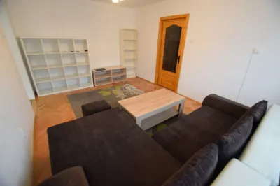 Apartament 3 camere - foto 3