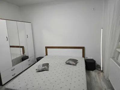 Inchiriez apartament 2 camere CRANGASI | Renovat | Mobilat si utilat complet | AC | Proprietar - foto 3