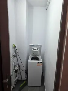Inchiriez apartament 2 camere, mutat imediat - zona Simion Barnutiu Timisoara - foto 4
