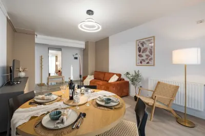 Proprietar, inchiriez apartament cu 2 camere – Central Address Residence - foto 2