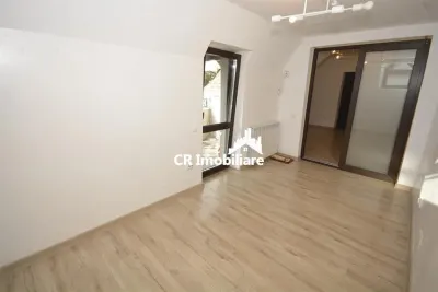 Apartament 4 camere, Piata Romana pretabil pentru firma - Bucuresti