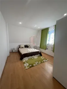 Apartament 3 dormitoare + living zona Cantemir, la 5 min de facultate - foto 2