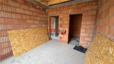 Casa de vanzare la rosu zona Centru - foto 18