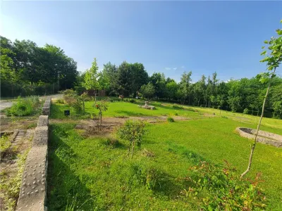 Teren intravilan - ultimul lot de 698mp in Sacel - zona lacuri - foto 7