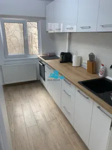 Inchiriere apartament 3 camere Modern Mircea Voda-Splai - foto 14