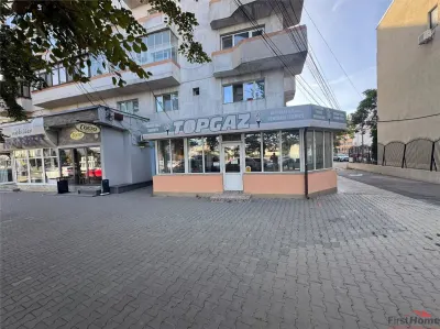 Spatiu comercial Ceasul Rau,Ultracentral- vad comercial - foto 2