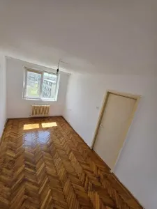 2 camere decomandat (51 mp) - Exact langa complex Abator - foto 2
