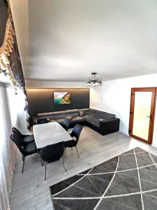 Inchiriere apartament 3 camere - foto 2