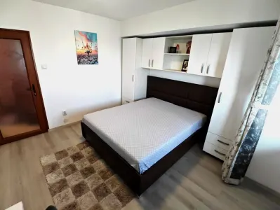 Inchiriere apartament 3 camere - foto 3