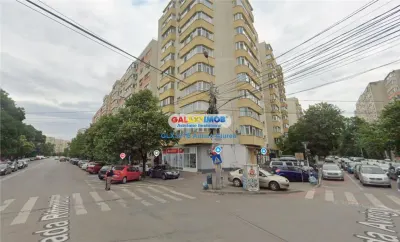 Spatiu comercial stradal Avrig Ritmului vad pietonal - Bucuresti