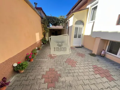 Casa individuala 4 camere si curte zona Lupeni - Sibiu