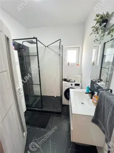 De vanzare apartament 3 camere decomandate balcon si loc parcare situat in zona Calea Cisnadiei din Sibiu - foto 9