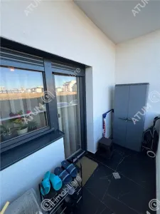 De vanzare apartament 3 camere decomandate balcon si loc parcare situat in zona Calea Cisnadiei din Sibiu - foto 10