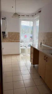 Apartament cu 3 camere in Avangarden - foto 3