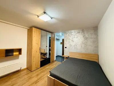 Inchiriez garsoniera in regim hotelier - Brasov