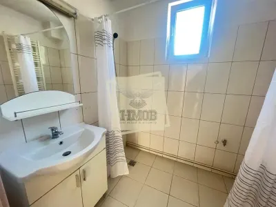 Casa 3 camere 2 bai balcon si curte zona Terezian - foto 13