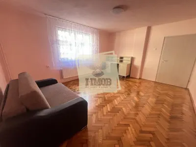 Casa 3 camere 2 bai balcon si curte zona Terezian - foto 3