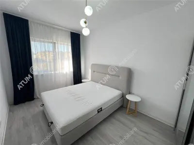 De inchiriat apartament 2 camere decomandate balcon loc propriu de parcare situat in Selimbar Sibiu - foto 4