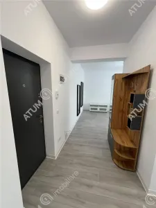 De inchiriat apartament 2 camere decomandate balcon loc propriu de parcare situat in Selimbar Sibiu - foto 10
