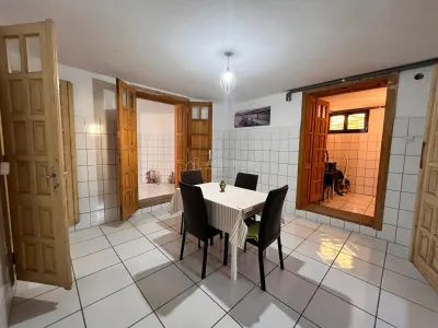 Lugoj, Vila De Lux, 7 Cam., La Cheie,  300 Mp., Utili, 635 Mp., Teren, Priveliste Panoramica, Zona Strand - foto 18