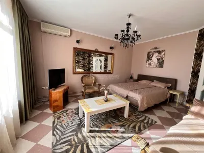 Lugoj, Vila De Lux, 7 Cam., La Cheie,  300 Mp., Utili, 635 Mp., Teren, Priveliste Panoramica, Zona Strand - foto 35