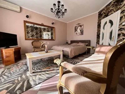 Lugoj, Vila De Lux, 7 Cam., La Cheie,  300 Mp., Utili, 635 Mp., Teren, Priveliste Panoramica, Zona Strand - foto 37