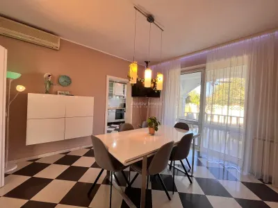 Lugoj, Vila De Lux, 7 Cam., La Cheie,  300 Mp., Utili, 635 Mp., Teren, Priveliste Panoramica, Zona Strand - foto 44
