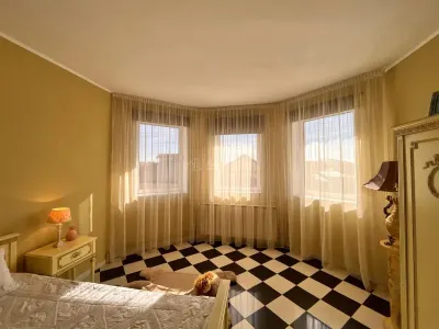 Lugoj, Vila De Lux, 7 Cam., La Cheie,  300 Mp., Utili, 635 Mp., Teren, Priveliste Panoramica, Zona Strand - foto 61