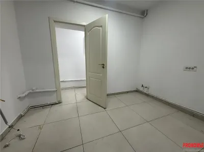 Stefan cel Mare - spatiu comercial stradal 120mp - foto 12