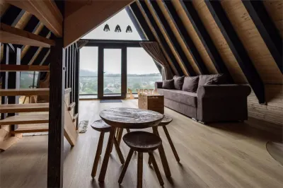 Afacere la cheie profitabilă sau casa de vacanță A-Frame in Sohodol,  Bran, Brasov - foto 3